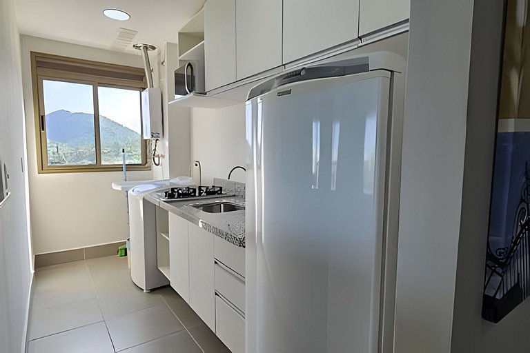 Apto na Barra com Cozinha e Garagem 14BL2