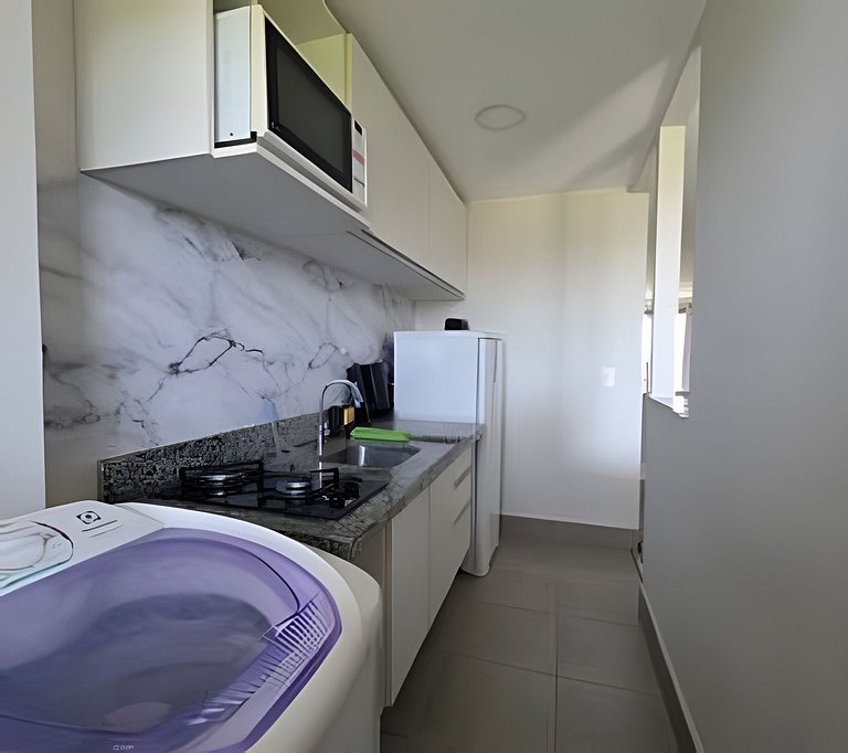 Apto na Barra com Cozinha e Garagem 122BL2