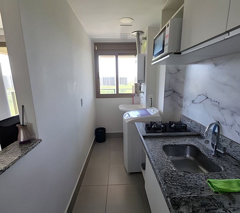 Apto na Barra com Cozinha e Garagem 122BL2