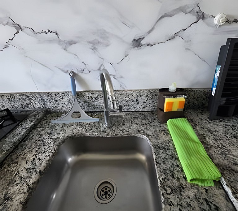Apto na Barra com Cozinha e Garagem 122BL2