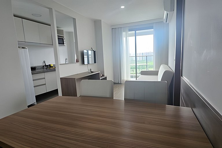Apto na Barra com Cozinha e Garagem 121BL2