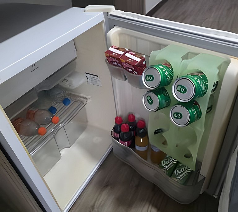 Suíte na Barra c/ Garagem e Self Check-in 132BL2