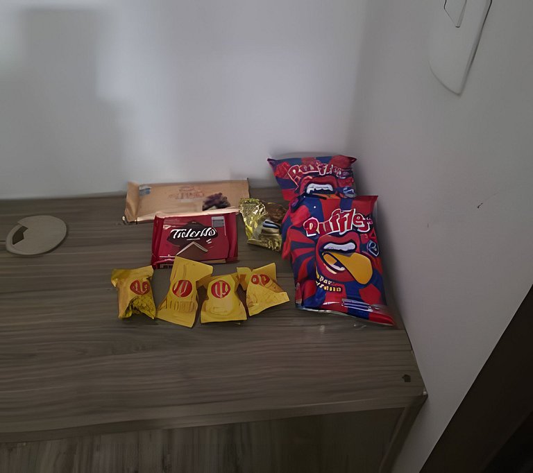 Suíte na Barra c/ Garagem e Self Check-in 132BL2