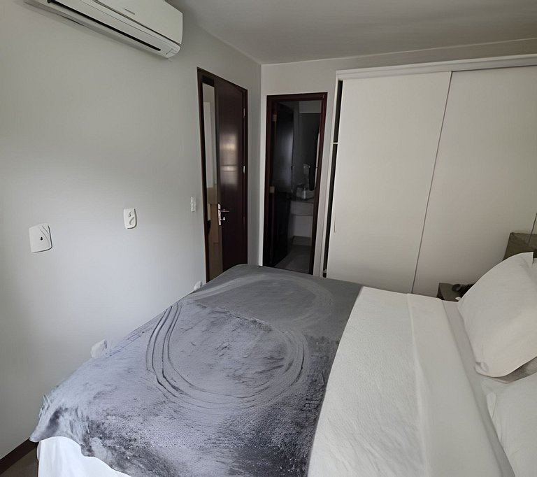 Apto na Barra com Cozinha e Garagem 3BL2