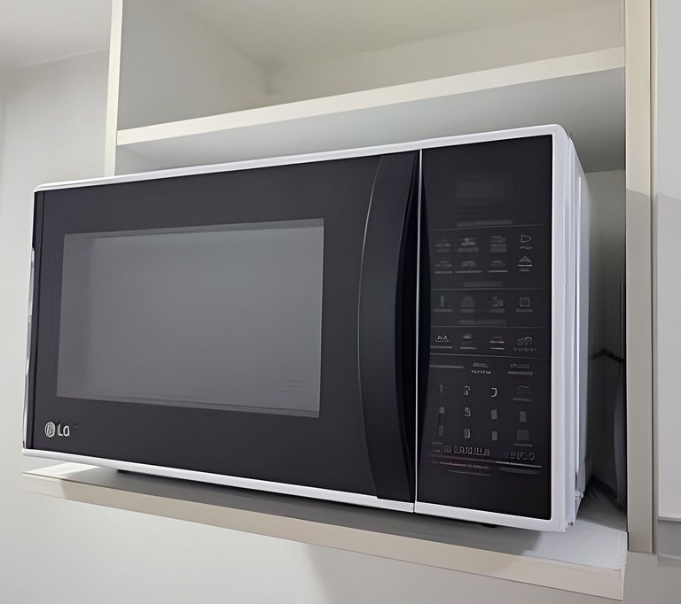 Apto na Barra com Cozinha e Garagem 3BL2
