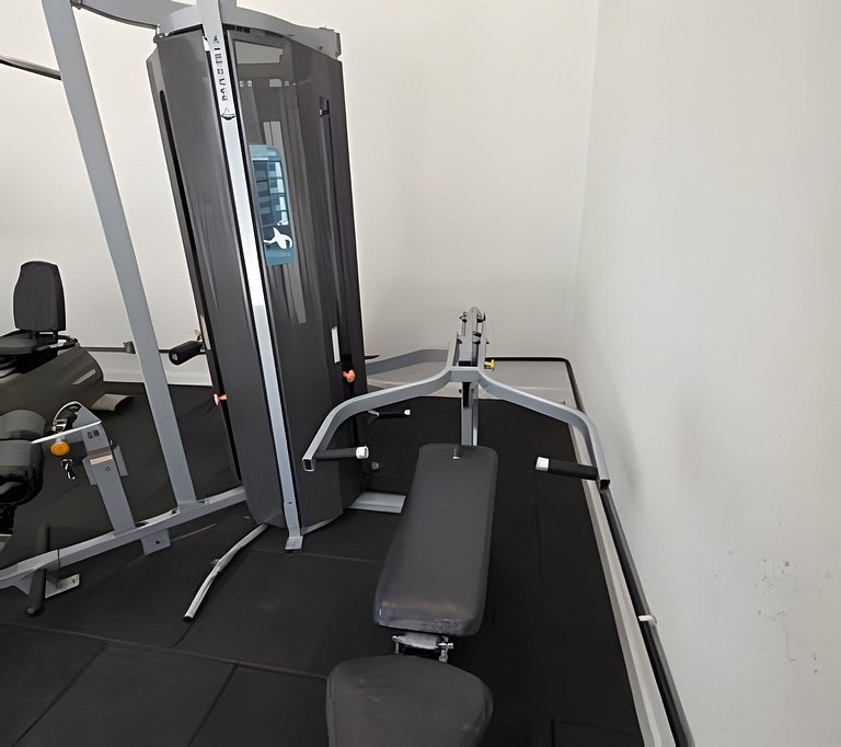 Apto na Barra com Cozinha e Garagem 3BL2