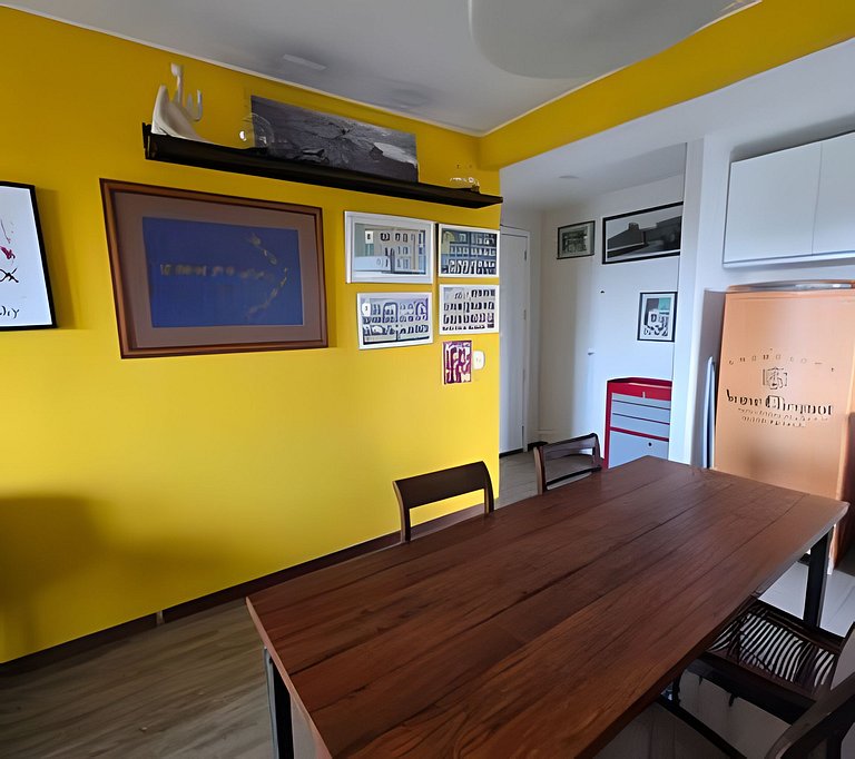 APTO na Barra com Cozinha, Garagem e TV 50" 131BL2