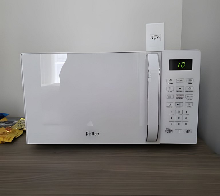 SUÍTE na Barra c/ Garagem e Micro-ondas 9BL2