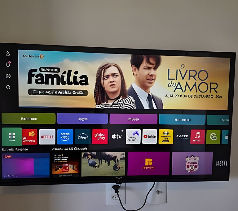 Suíte na Barra Garagem Micro-ondas e TV 42" 102BL2