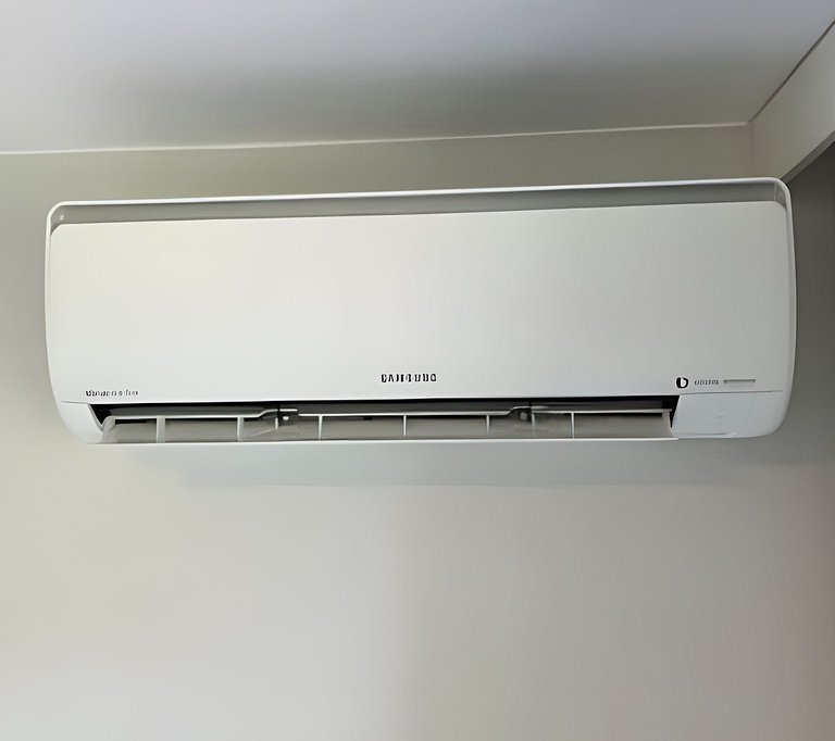 Suíte na Barra Garagem Micro-ondas e TV 42" 102BL2