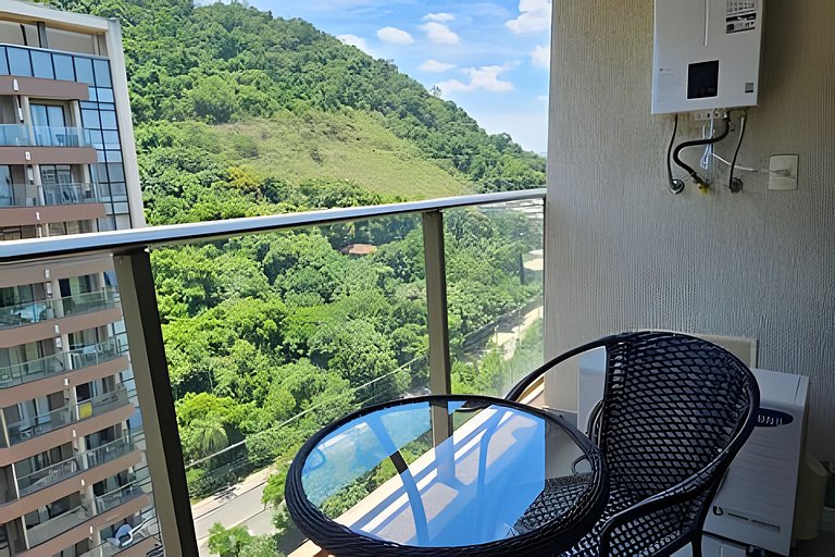 SUÍTE na Barra c/ Garagem e Self Check-in 162BL2