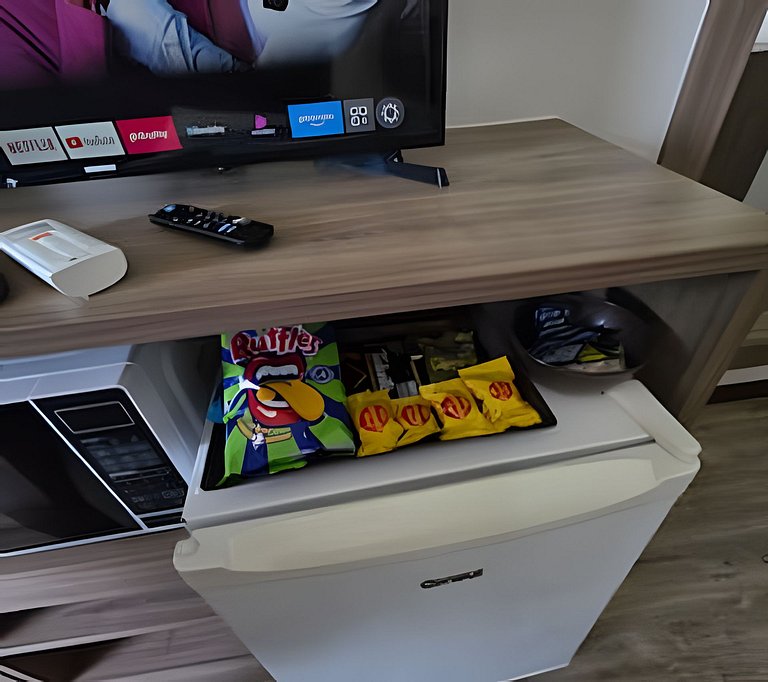 Suíte na Barra c/ Garagem e Micro-ondas 132BL1