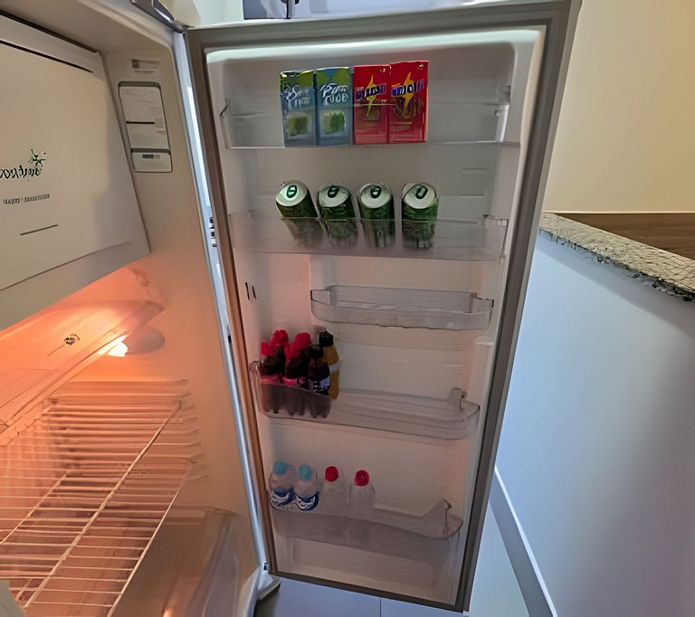 Apto na Barra com Cozinha e Garagem 1BL1