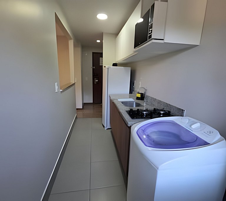 Apto na Barra com Cozinha e Garagem 1BL1