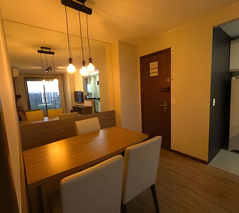 Apto na Barra com Cozinha, Garagem e TV 42" 161BL2