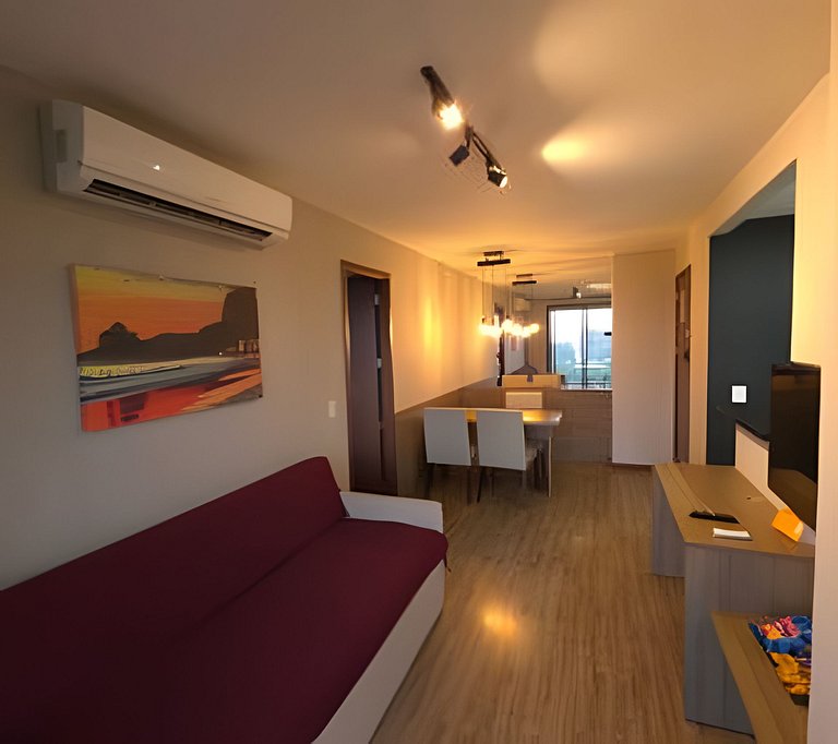 Apto na Barra com Cozinha, Garagem e TV 42" 161BL2