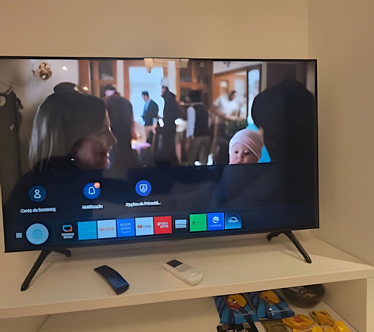 Suíte na Barra Garagem Micro-ondas e TV 42" 153BL2