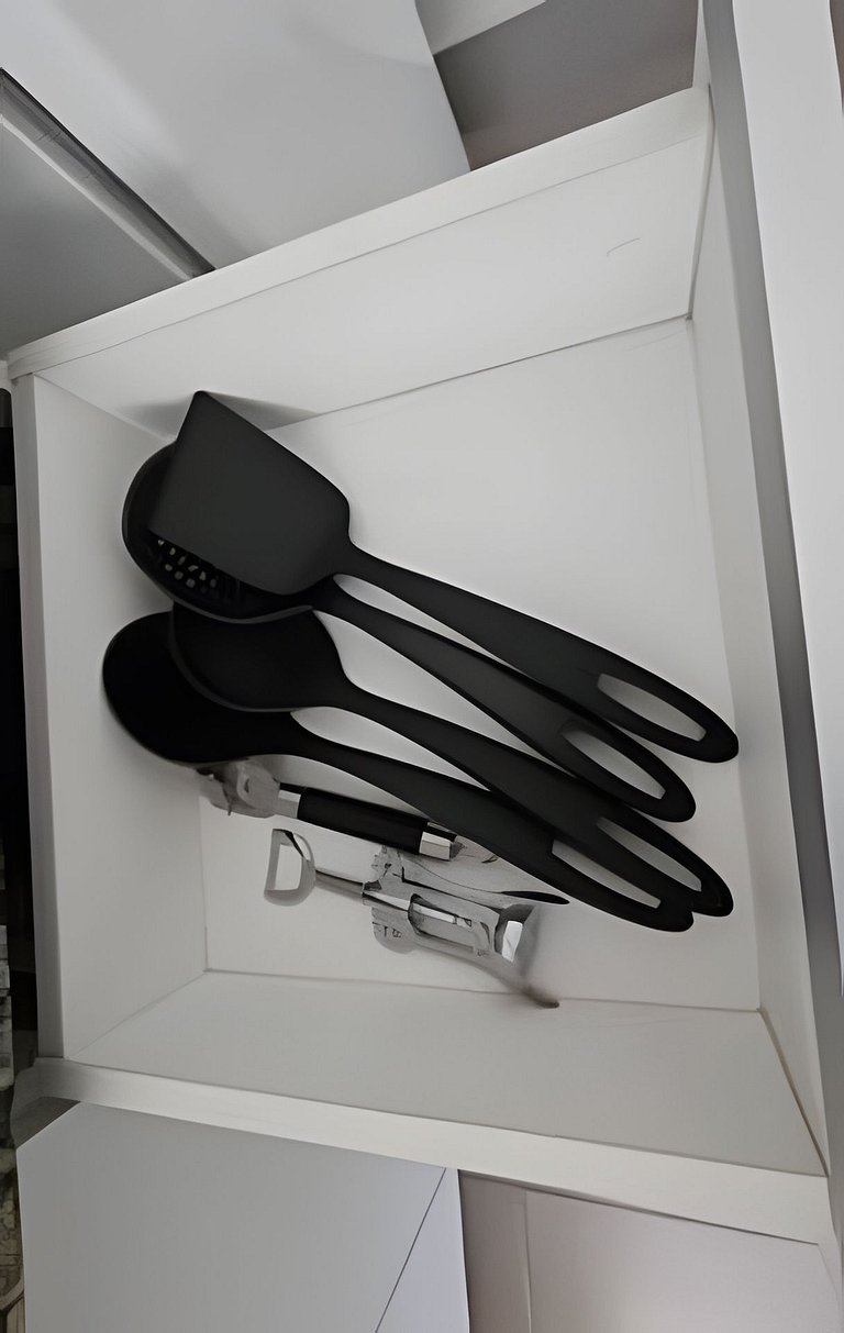 Apto na Barra com Cozinha e Garagem 8BL1