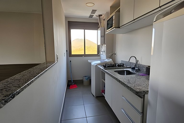 APTO na Barra com Cozinha e Garagem 101BL2