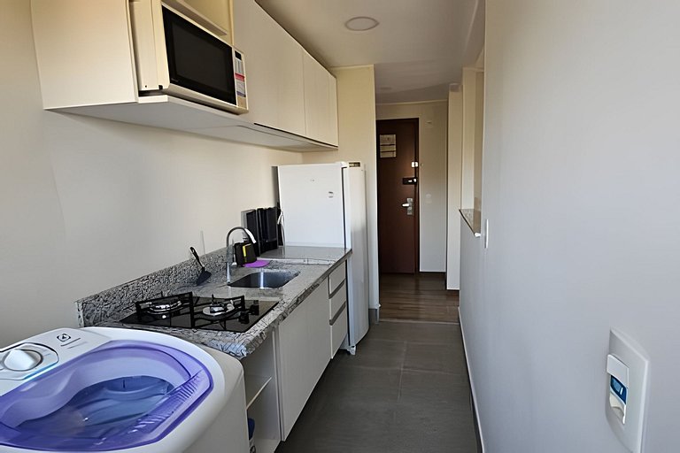 APTO na Barra com Cozinha e Garagem 101BL2