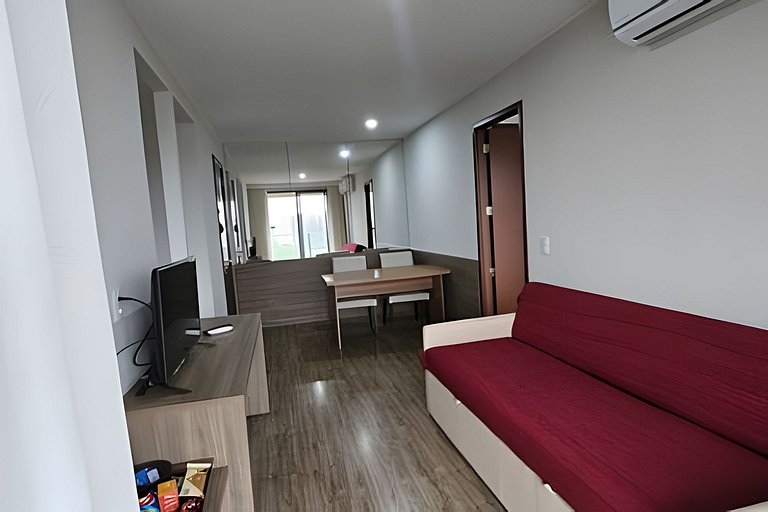 Apto na Barra com Cozinha e Garagem 112BL2