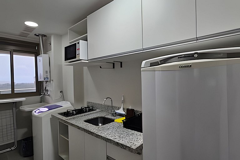 Apto na Barra com Cozinha e Garagem 112BL2