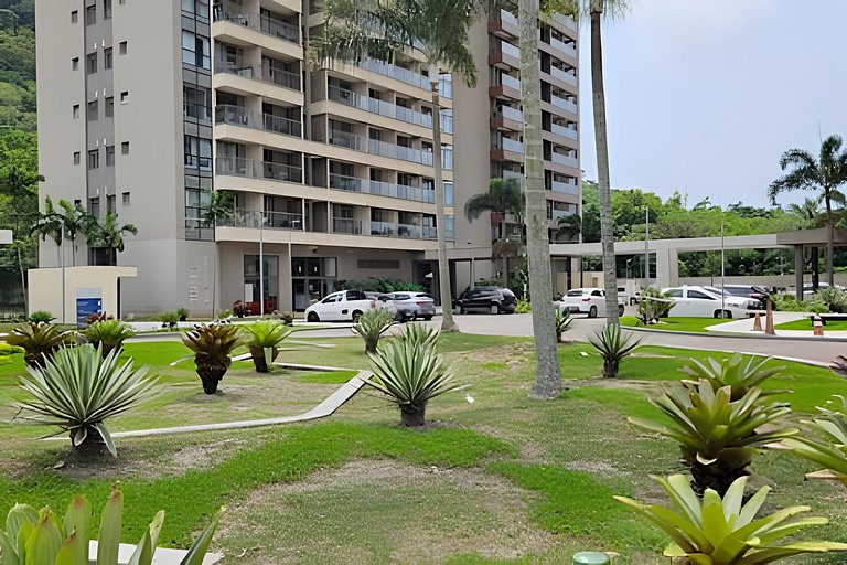 APTO na Barra com Cozinha e Garagem 171BL2