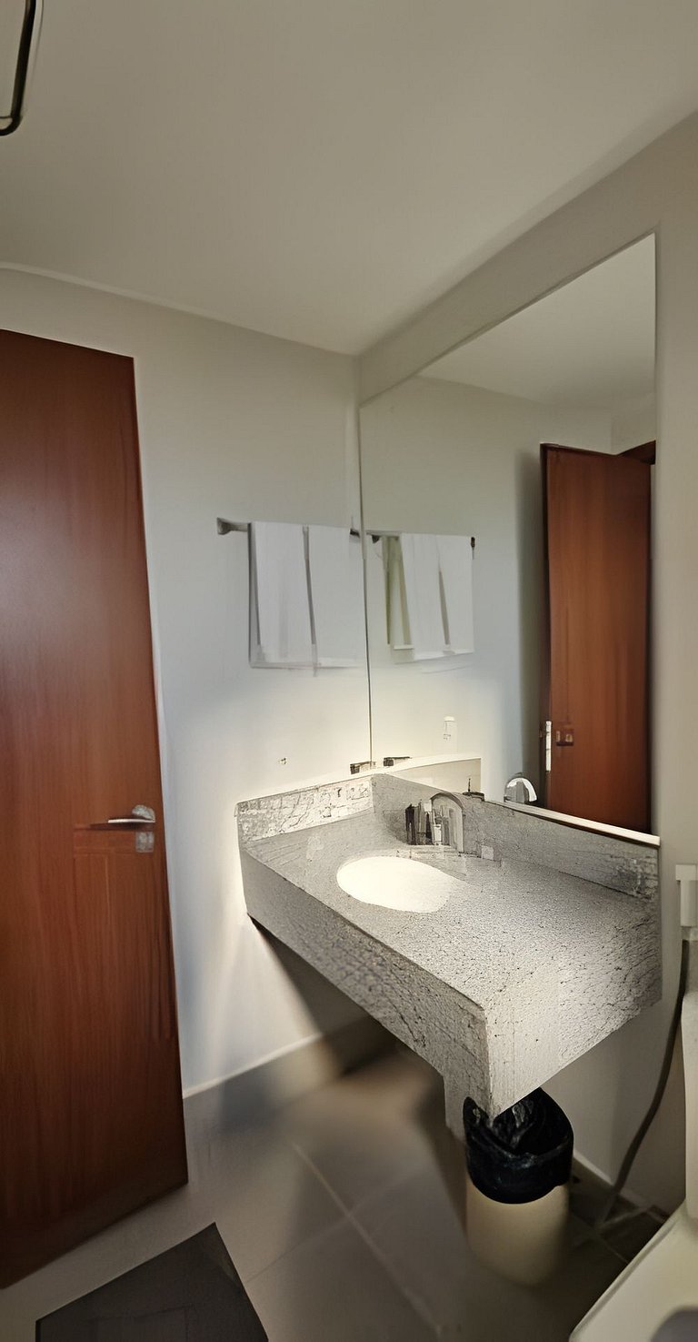 APTO na Barra com Cozinha e Garagem 171BL2