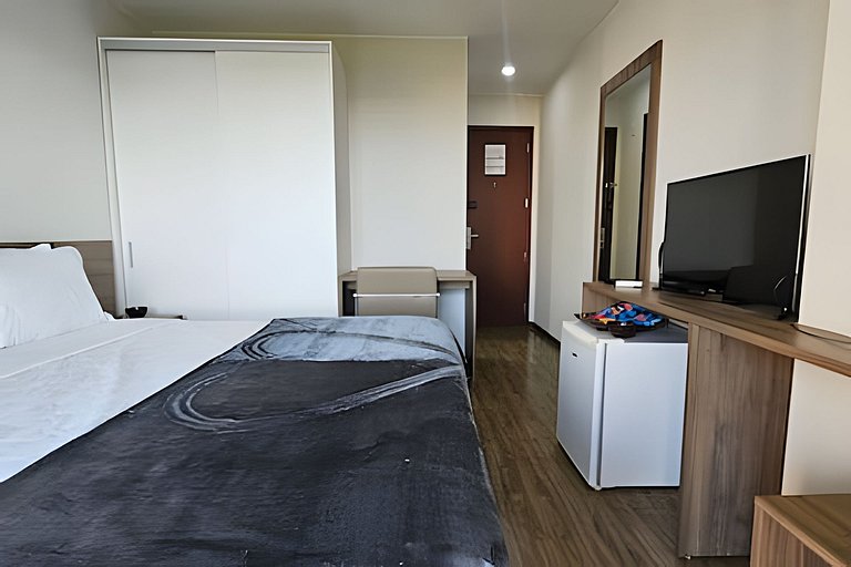 SUÍTE na Barra c/ Garagem e Self Check-in 101BL2