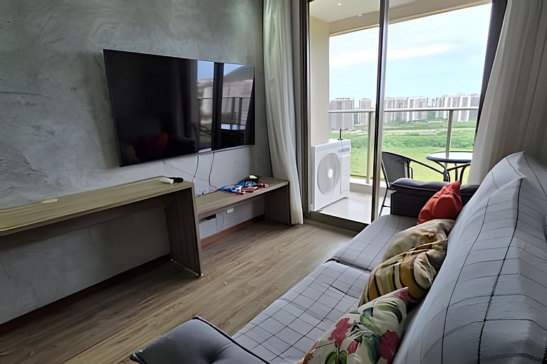 Apto na Barra com Cozinha, Garagem e TV 55" 151BL2
