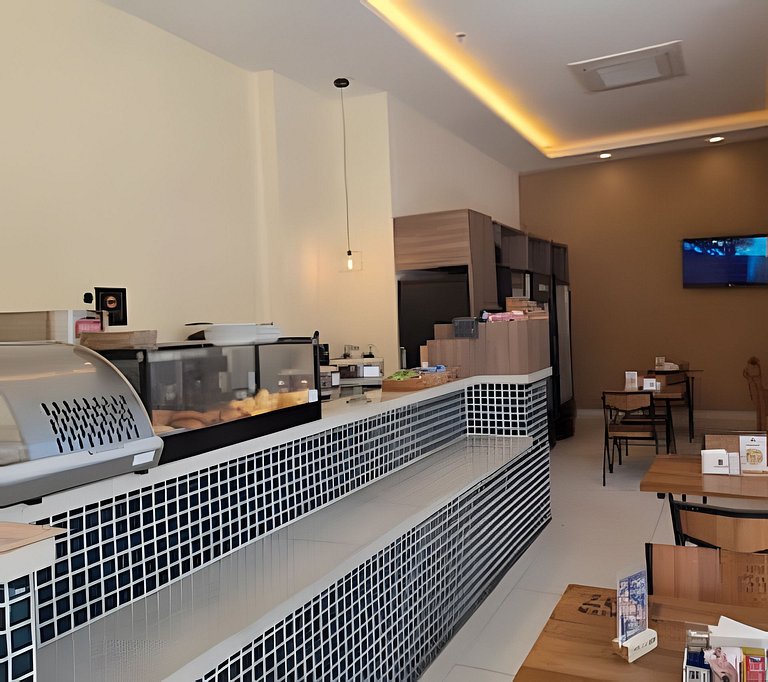 Suíte na Barra c/ Garagem e Self Check-in 115BL2