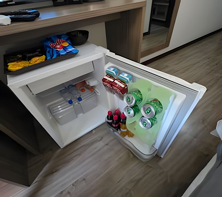 Suíte na Barra c/ Garagem e Micro-ondas 152BL2