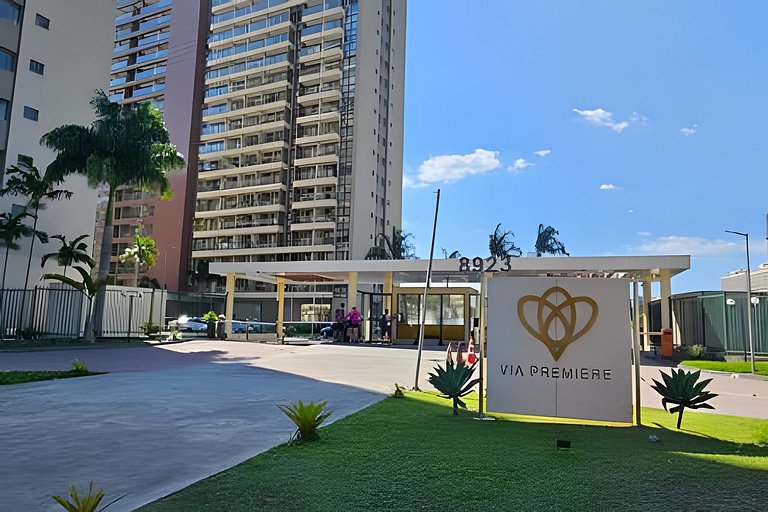 Suíte na Barra c/ Garagem e Micro-ondas 152BL2