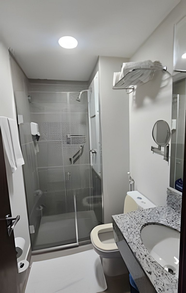 Suíte na Barra c/ Garagem e Self Check-in 1BL2