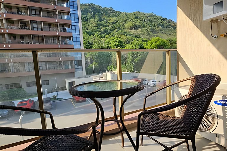 Suíte na Barra c/ Garagem e Self Check-in 1BL2
