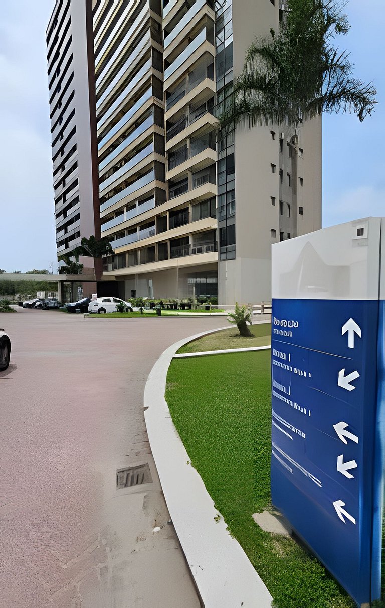 Suíte na Barra c/ Garagem e Self Check-in 1BL2